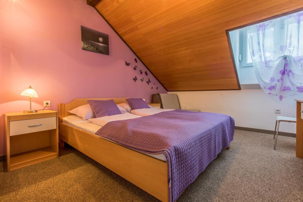 Apartmani Visnja Crikvenica Exterior photo