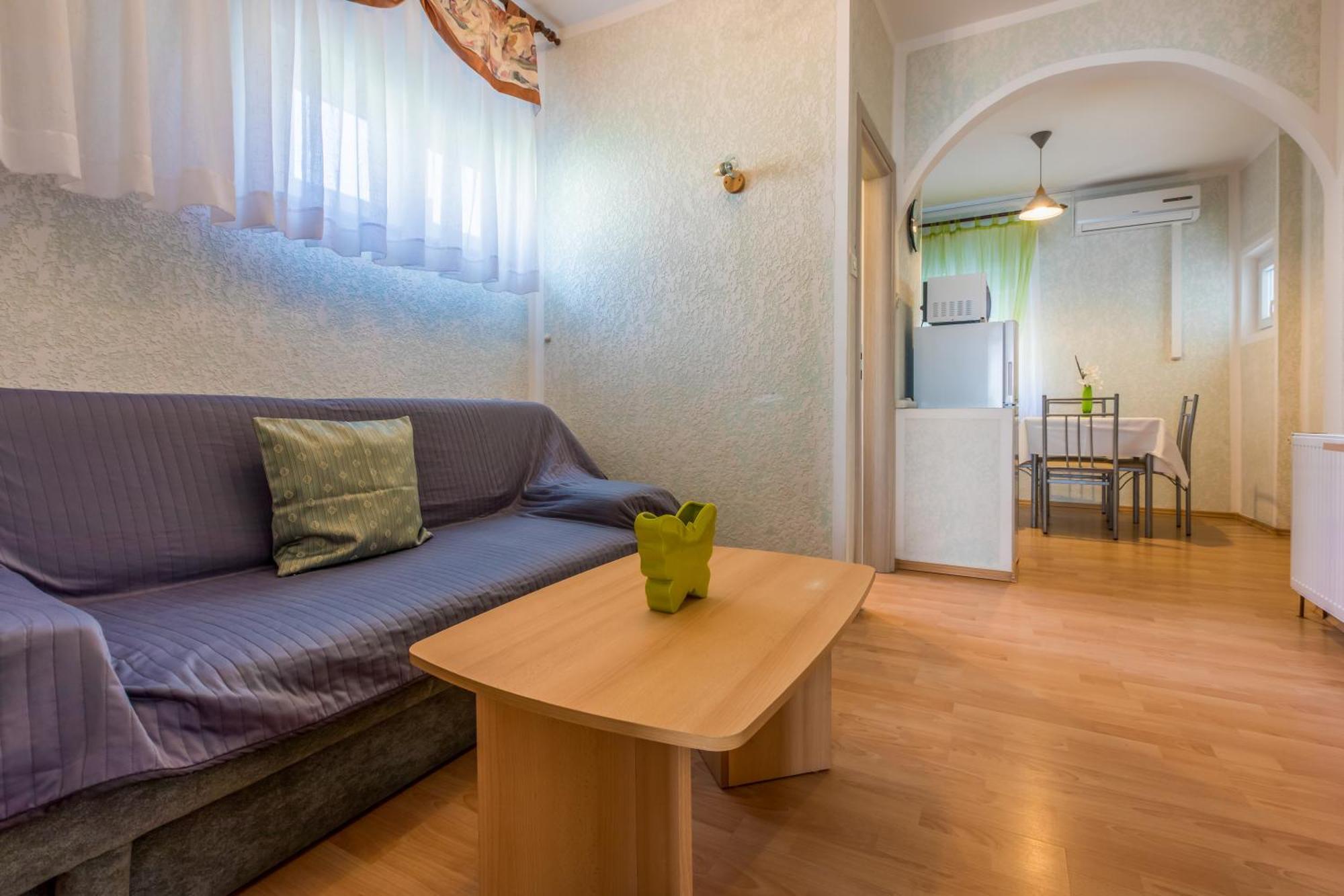 Apartmani Visnja Crikvenica Exterior photo